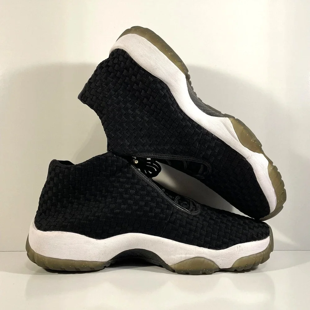 Nike Mens Size 10 Jordan Future Black Metallic Gold Sneakers 656503-031